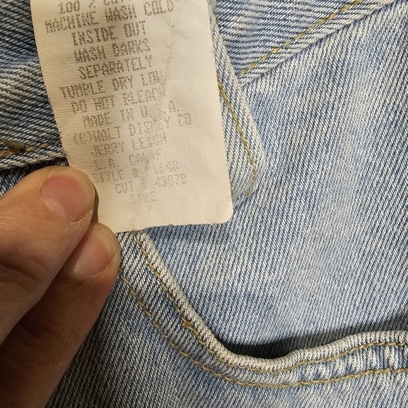 Vintage 90s Disney Light wash Highwaisted Grumpy Jeans 7 - Picture 3 of 5